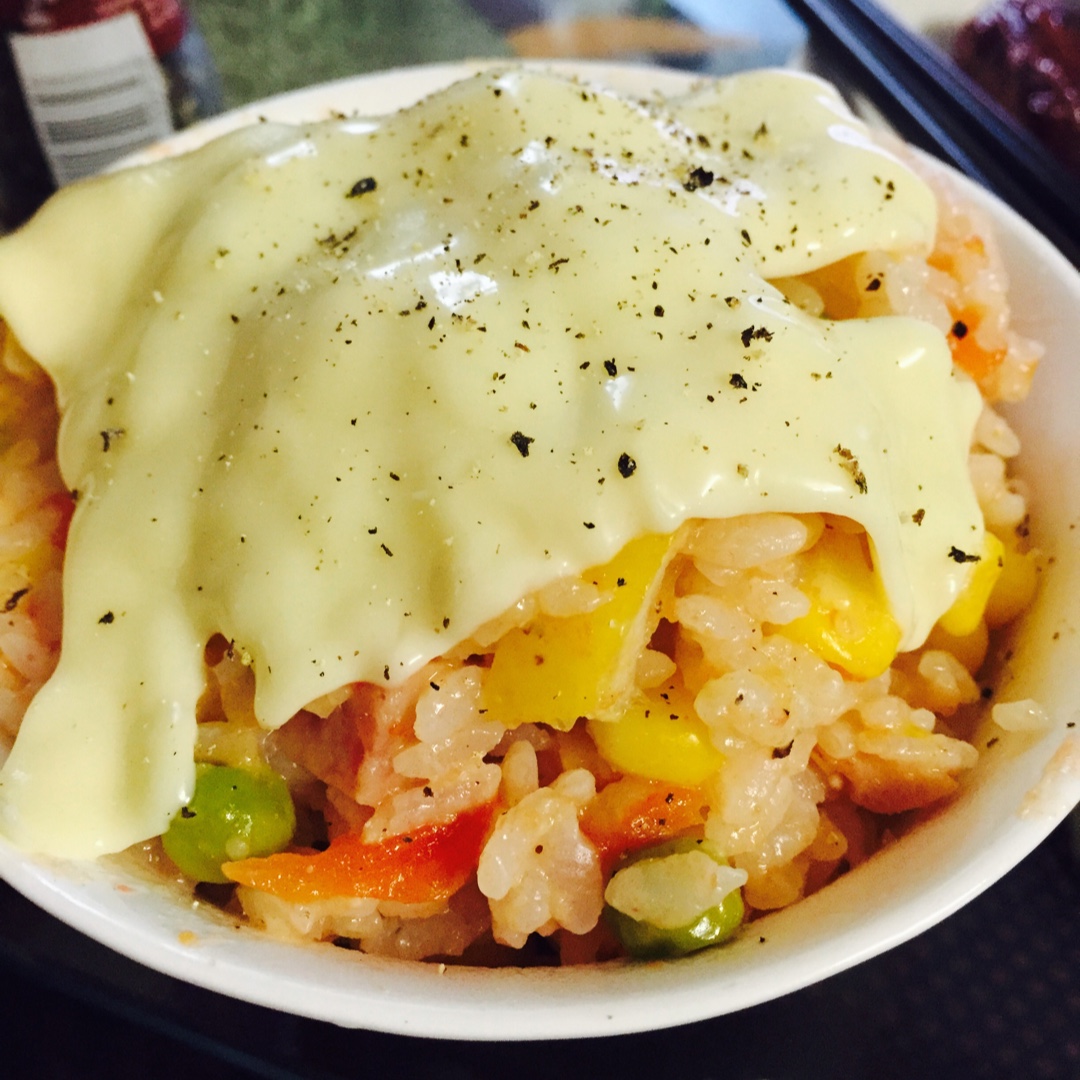 一整颗番茄饭
