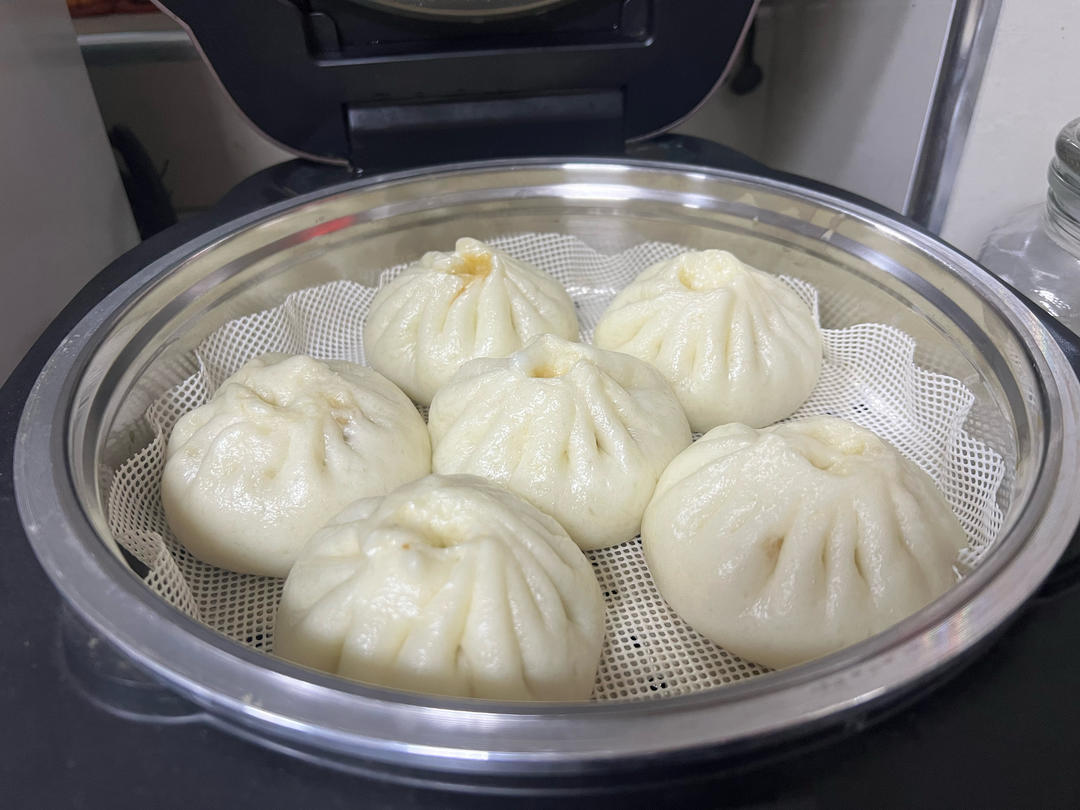 猪肉香菇包子