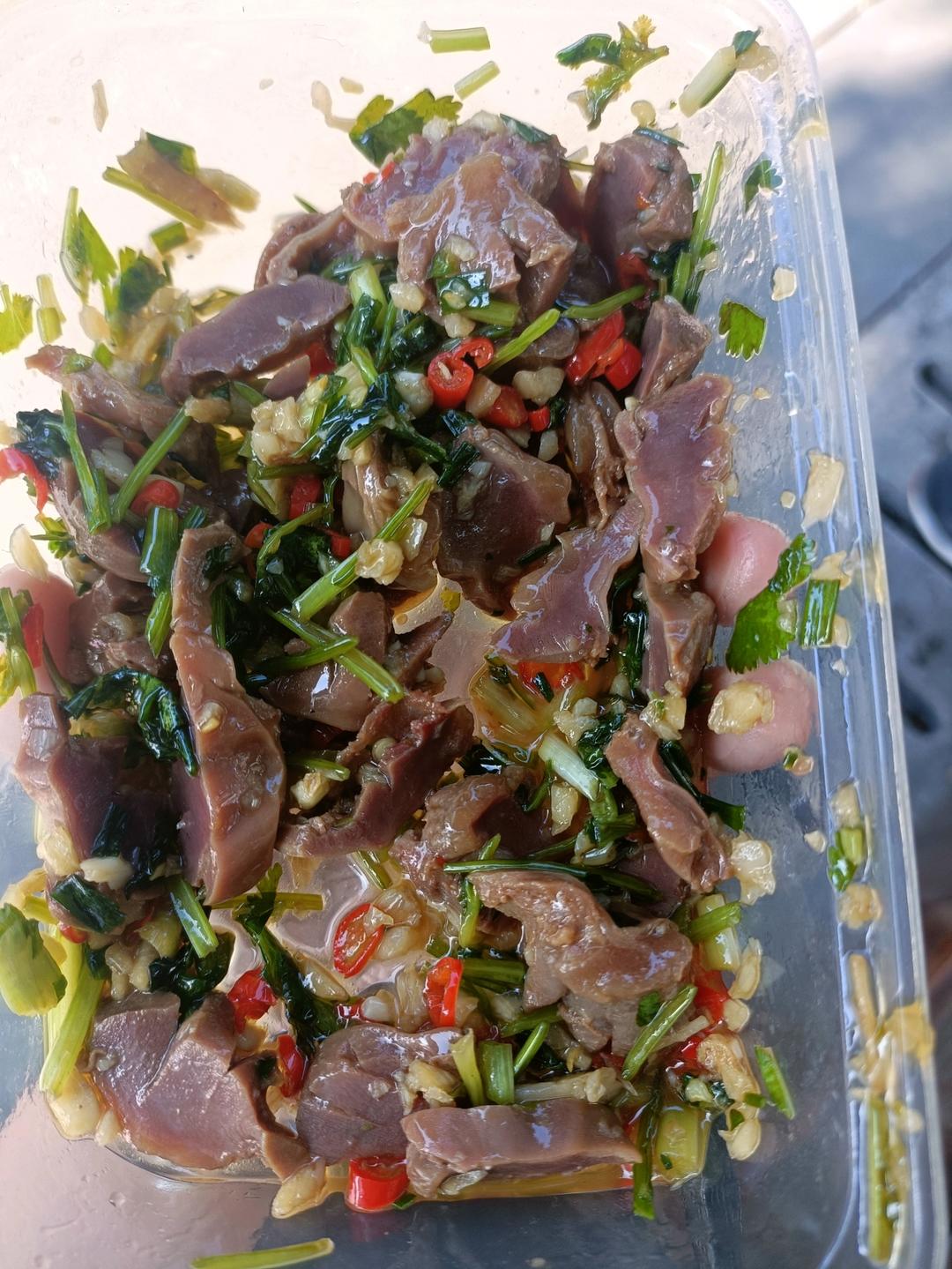 三碗米饭还不够❗️酸辣过瘾的凉拌鸡胗