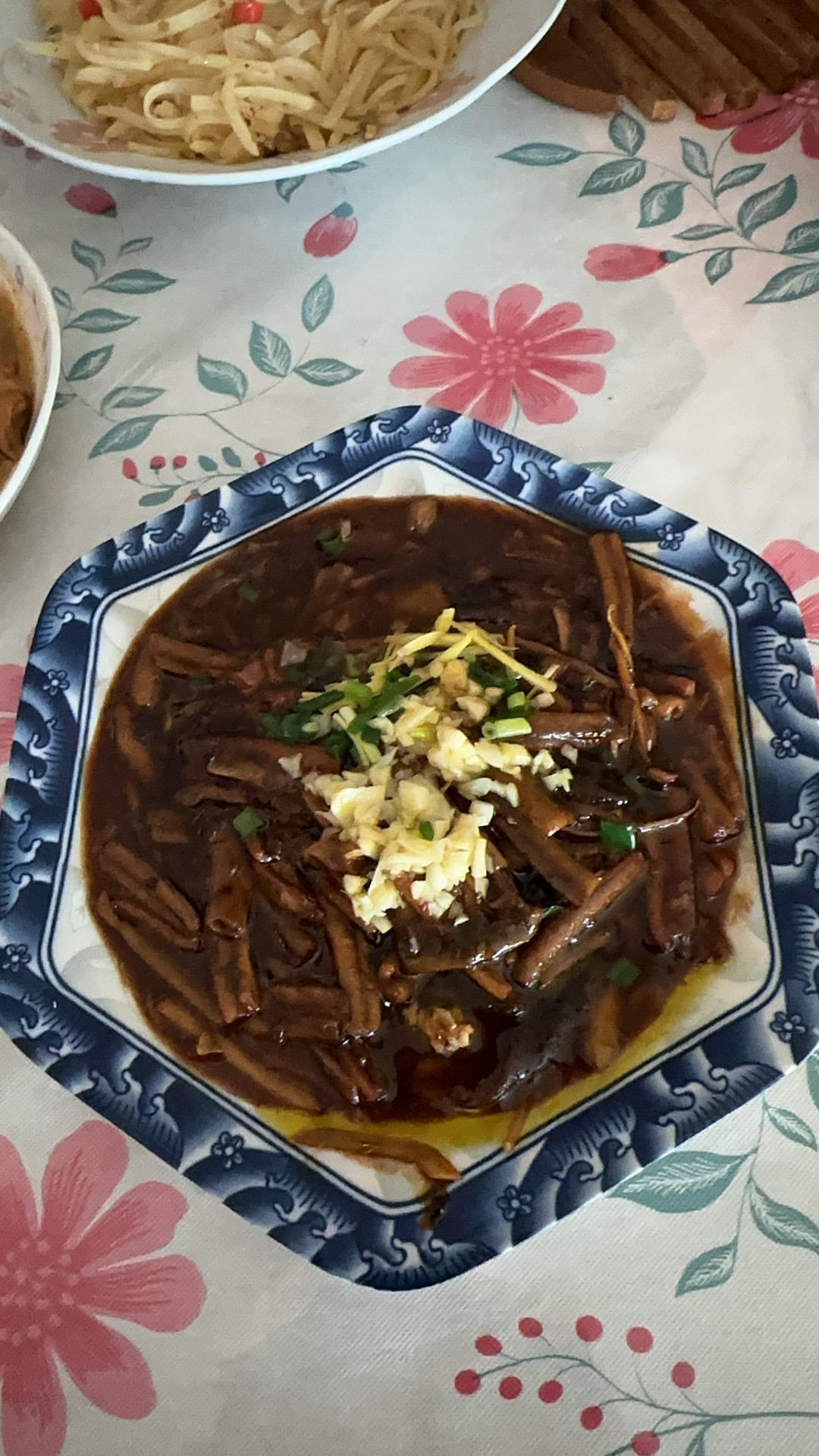 响油鳝丝