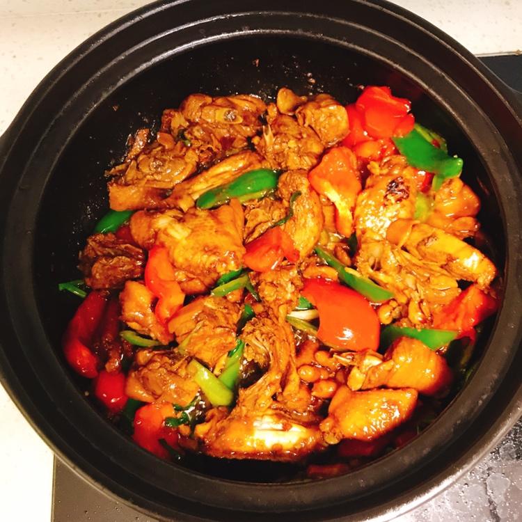 凘想做过广东鸡煲还可以,好吃,但是还不够香,吃过