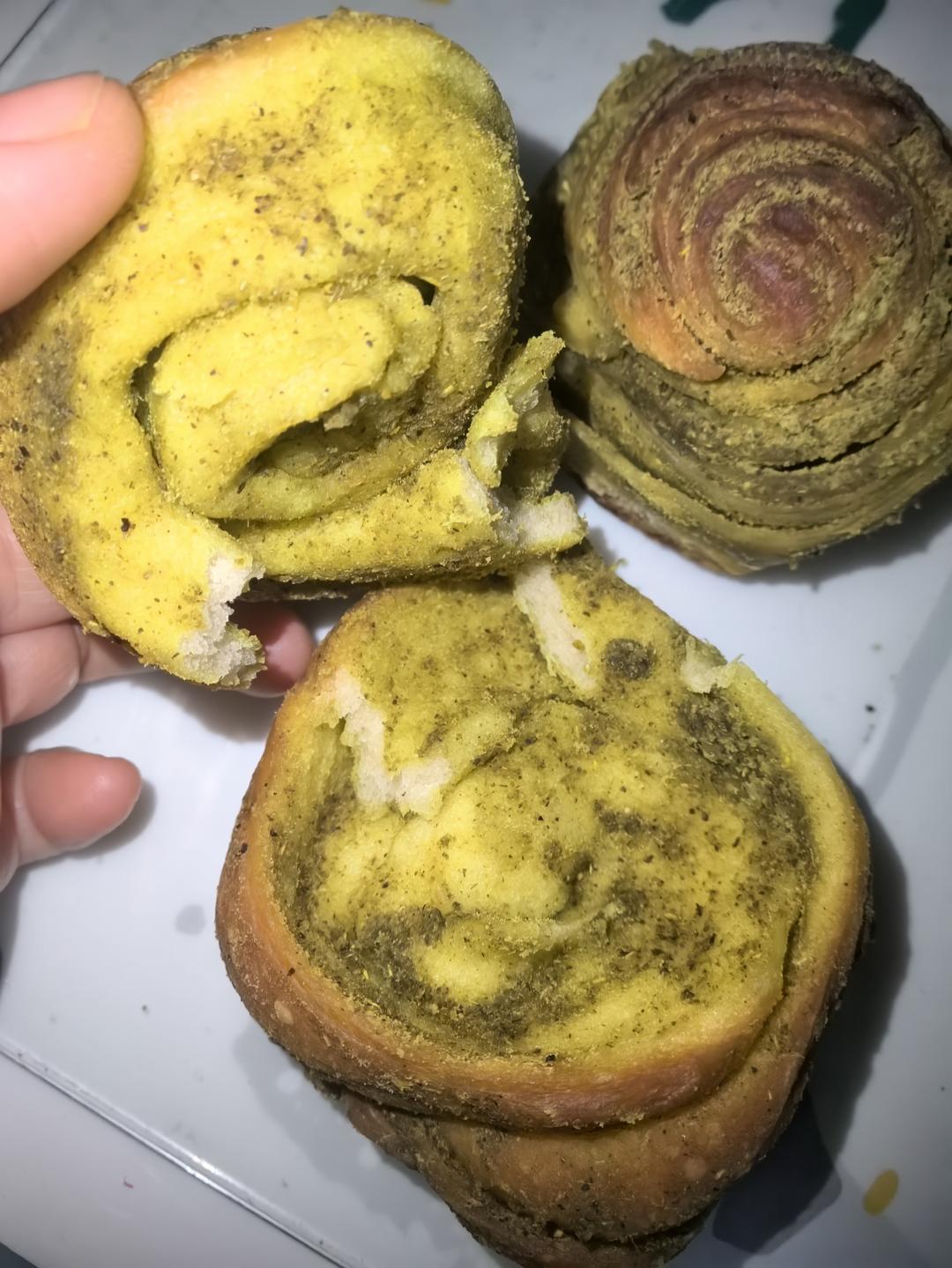 烤花馍（兰州？宁夏？反正就是很民族很家乡很好吃的烤馍馍）