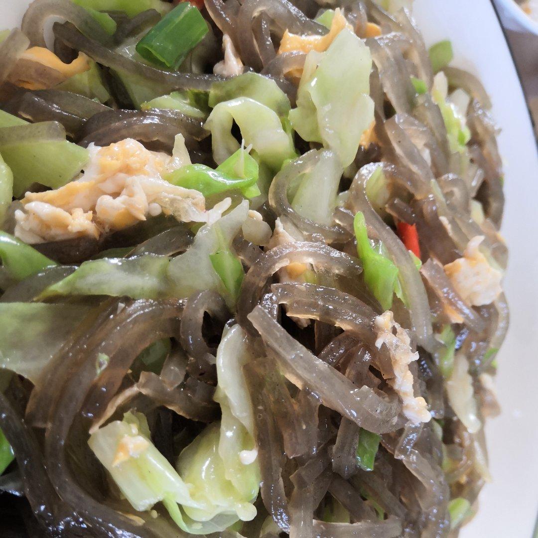 包心菜炒红薯粉丝