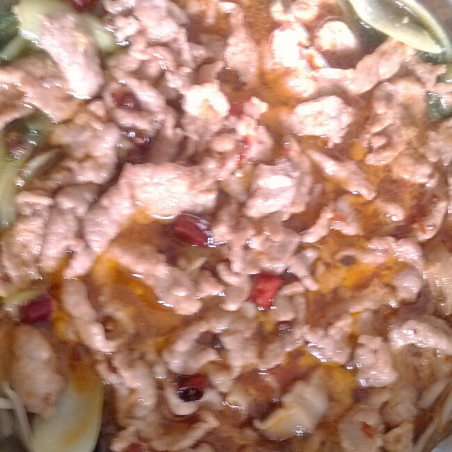 煮妇分享经典川菜【水煮肉片】私房做法6大关键秘诀