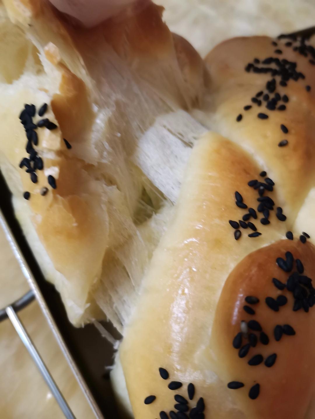 超级拉丝的牛奶面包
