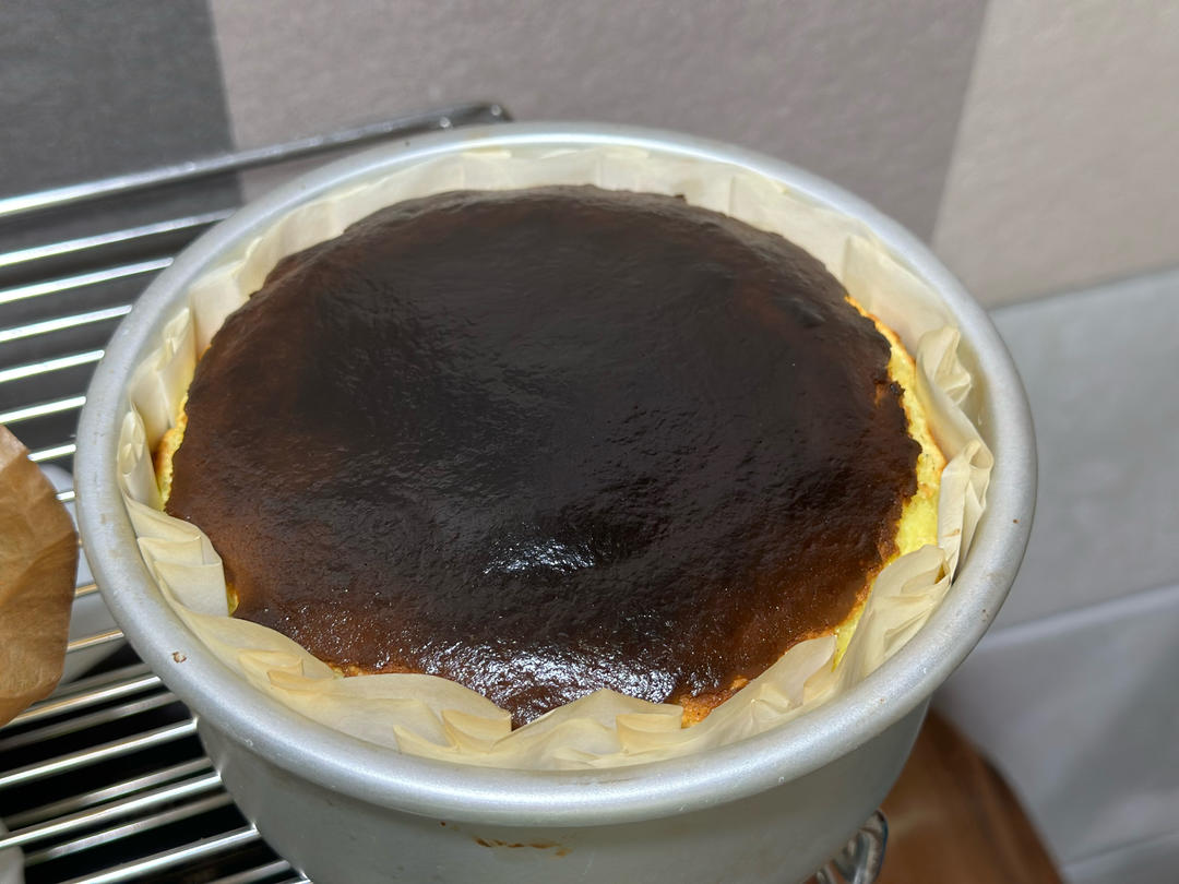BASQUE 巴斯克乳酪蛋糕