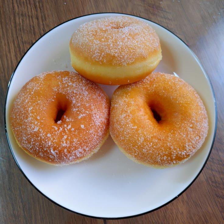🍩超快手一小时低糖无需烤箱的甜甜圈（详细视频）