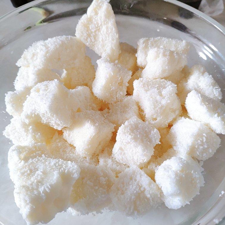 完胜85度C牛奶椰丝小方