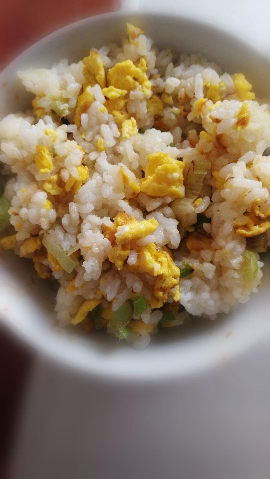 家常蛋炒饭