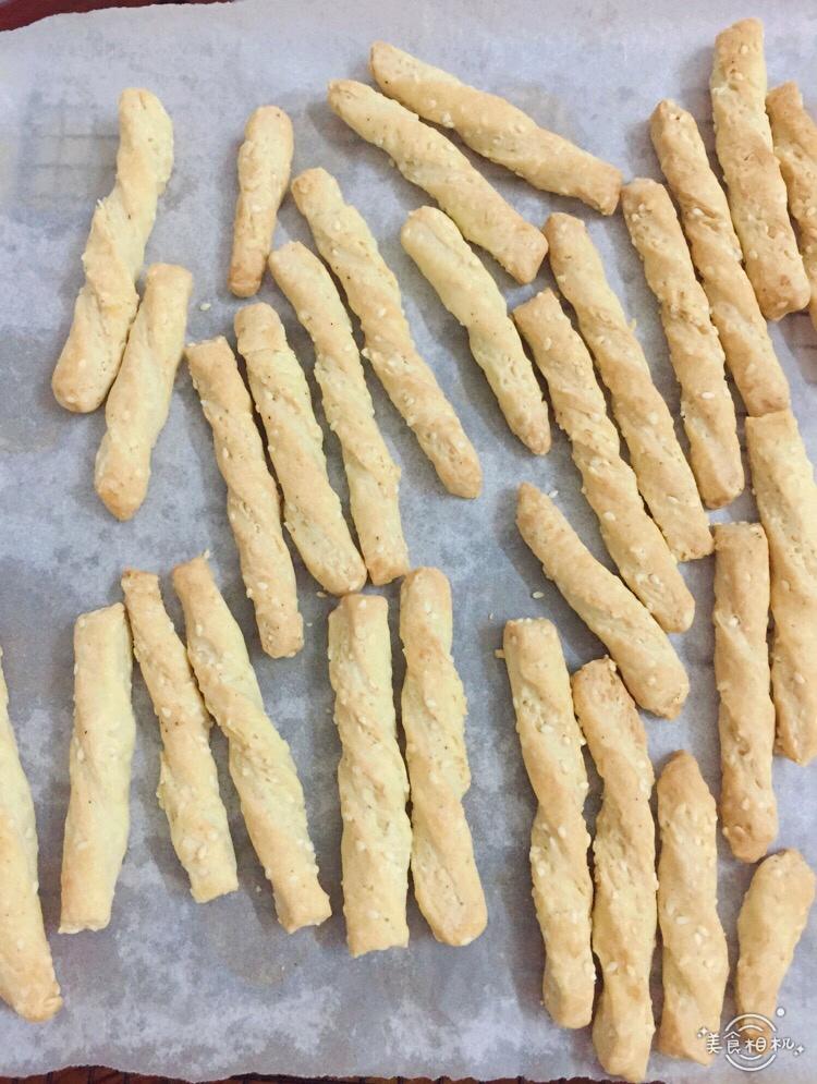 椒盐芝麻咸饼干棒