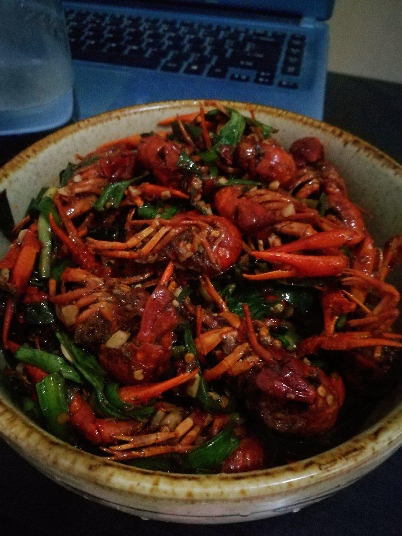 麻辣小龙虾
