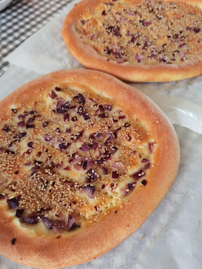 可盐可甜的新疆烤馕（也可用来做披萨皮）