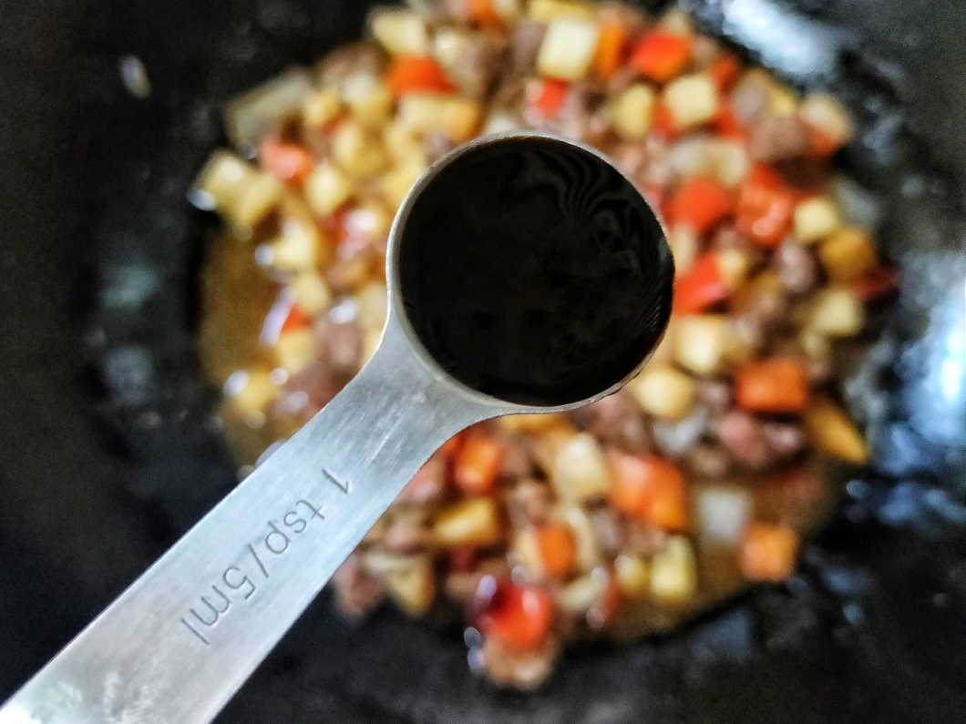 吃一次就爱上的黑椒杏鲍菇炒牛肉～鲜嫩多汁的做法 步骤10