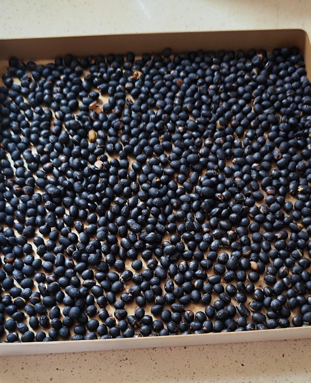 停不下来的黑椒盐焗黑豆