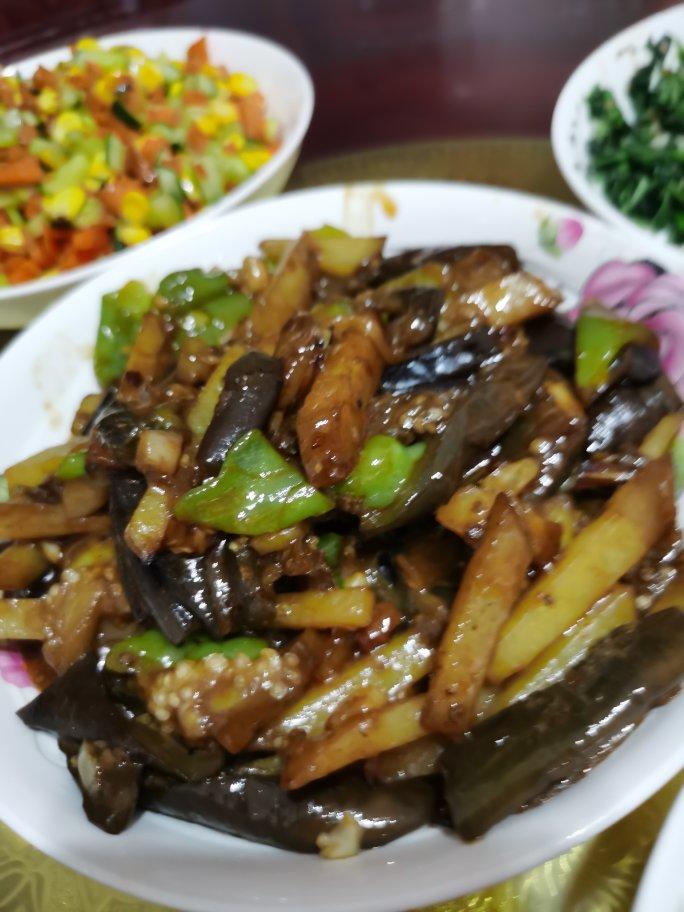 不用油炸巨省事的家常地三鲜