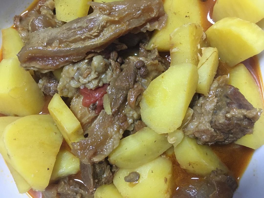 筋头巴脑一锅香