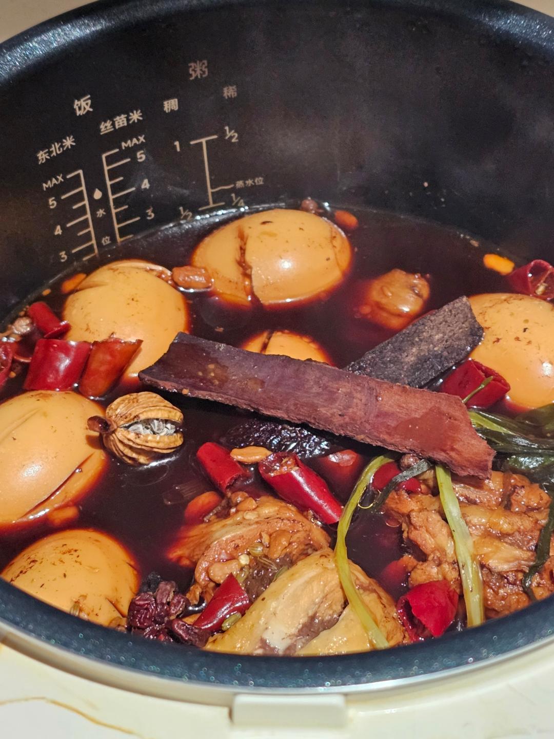 爆好吃的卤鸡腿 卤蛋❗电饭煲 炒锅都可以做~