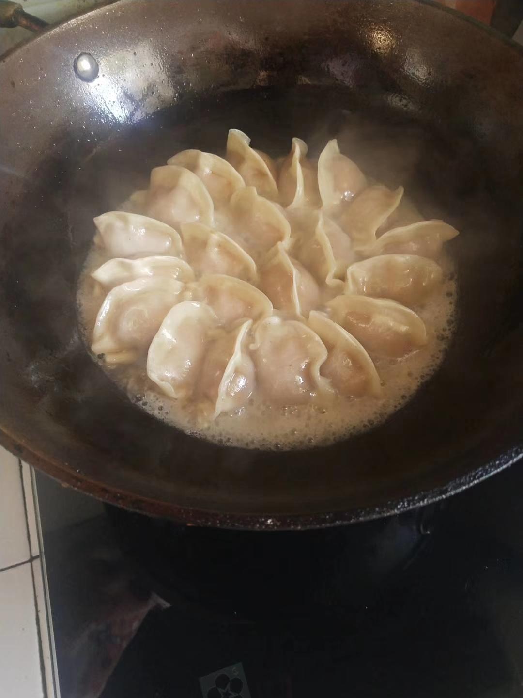 好吃又好做的煎饺的做法 步骤2