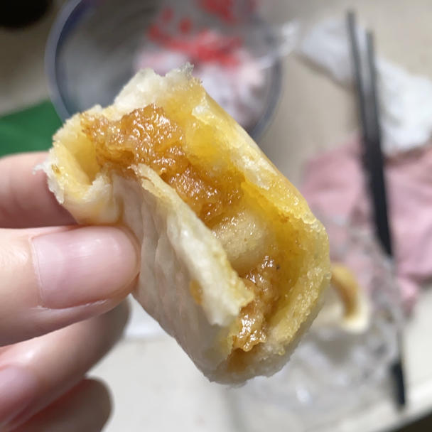 酒店金丝燕麦包的麦香馅！