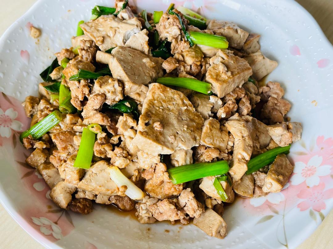 摩飞锅肉末小葱烧黑豆腐