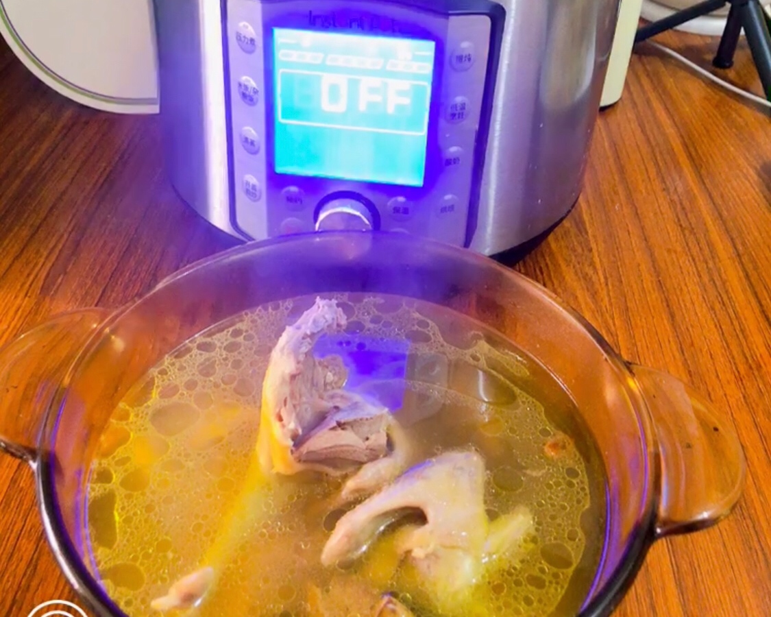 鸽子汤（多功能电压快煲版）的做法