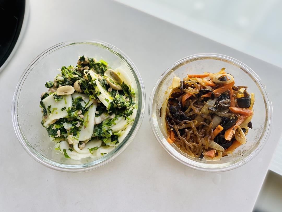 荠菜肉丝炒年糕