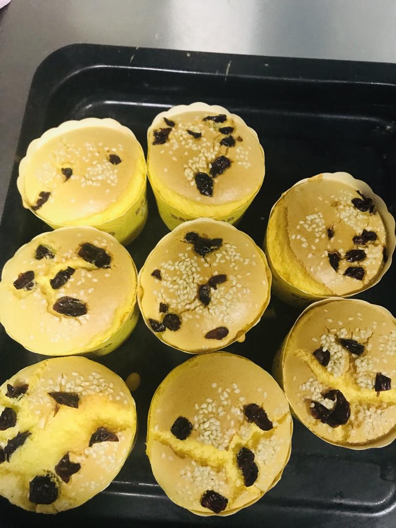 纸杯蛋糕 8寸戚风蛋糕的量