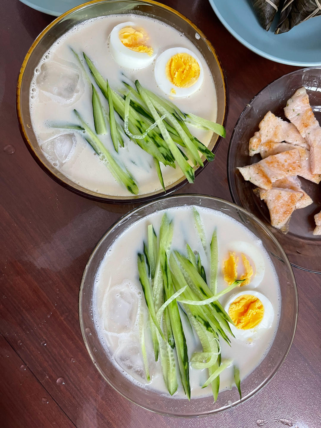 夏日限定！清凉解暑的豆浆冷面