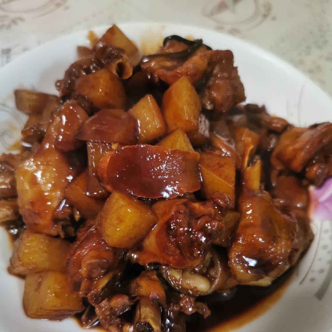 红烧土豆鸡块