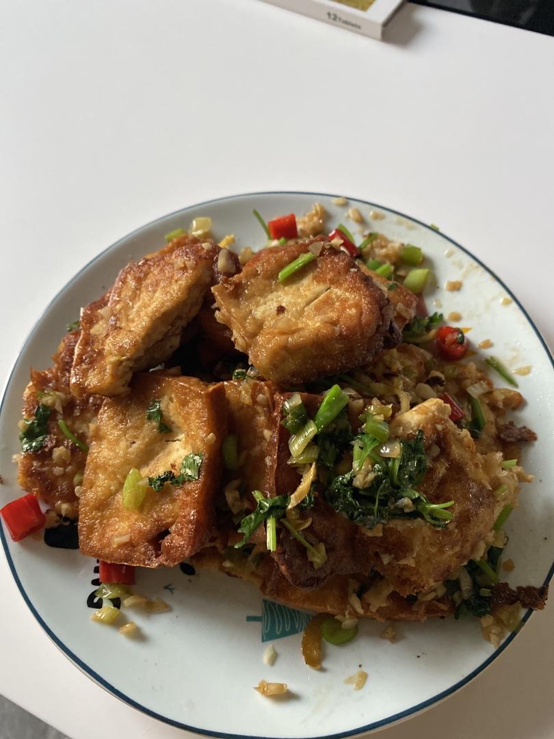 蒜香煎豆腐 炒鸡无敌美味