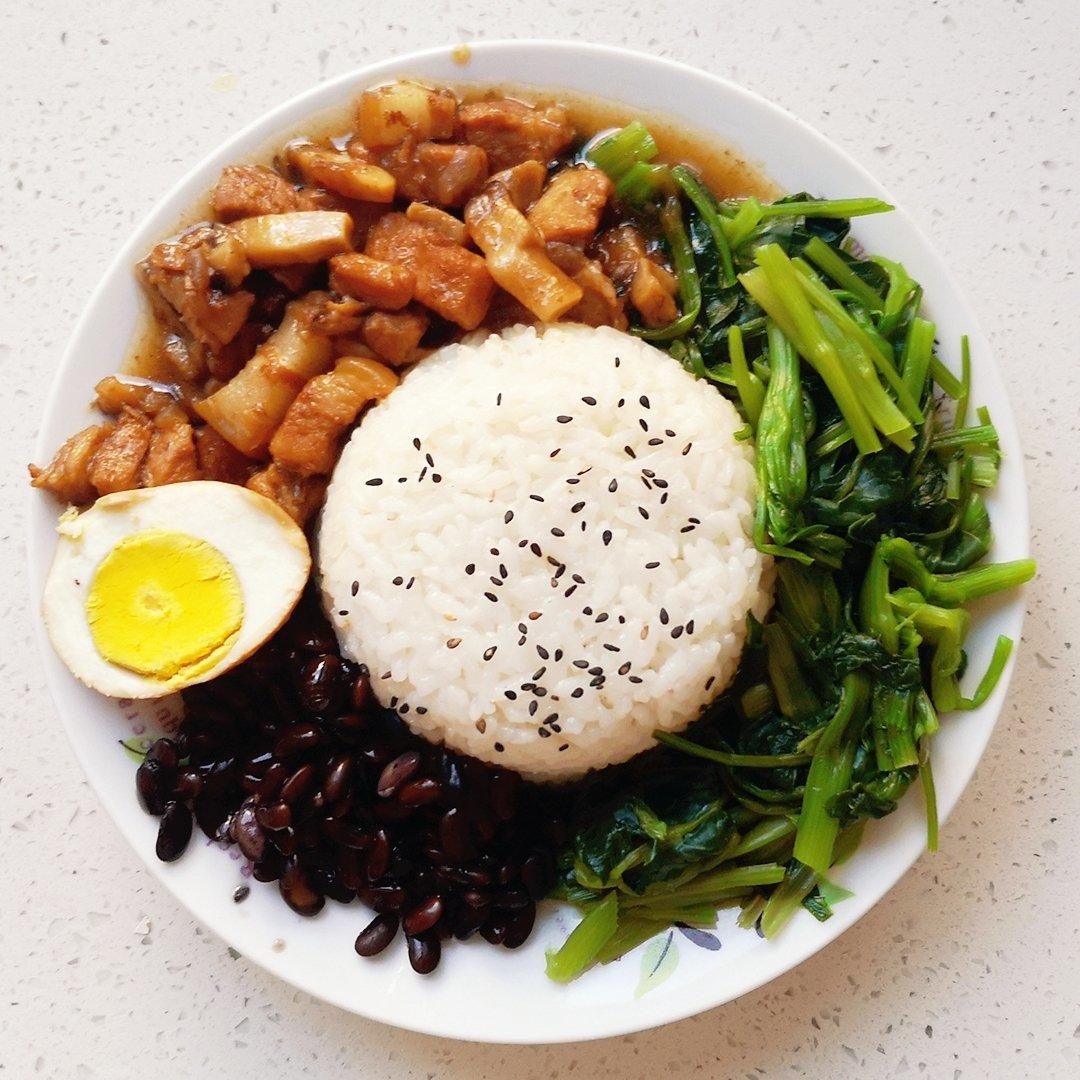 好吃到停不下来的卤肉饭