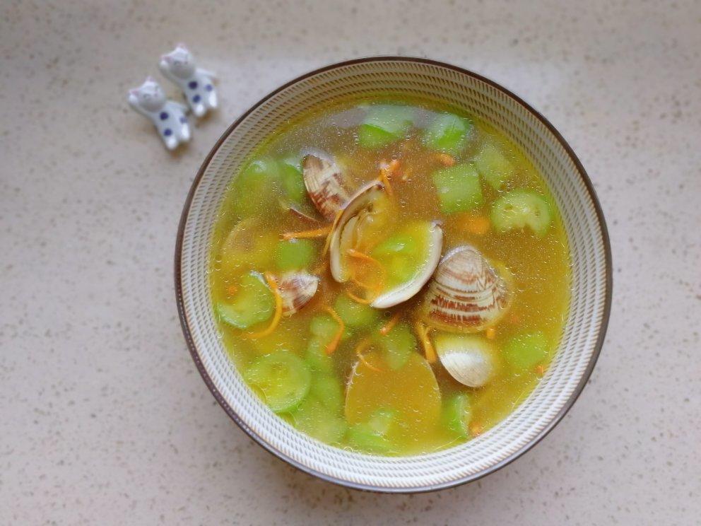 快手虫草花蛤蜊丝瓜汤