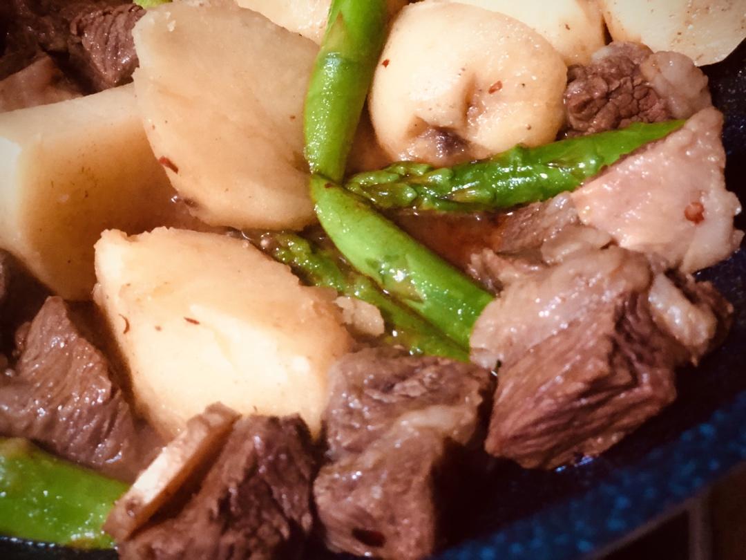 牛肉炖土豆