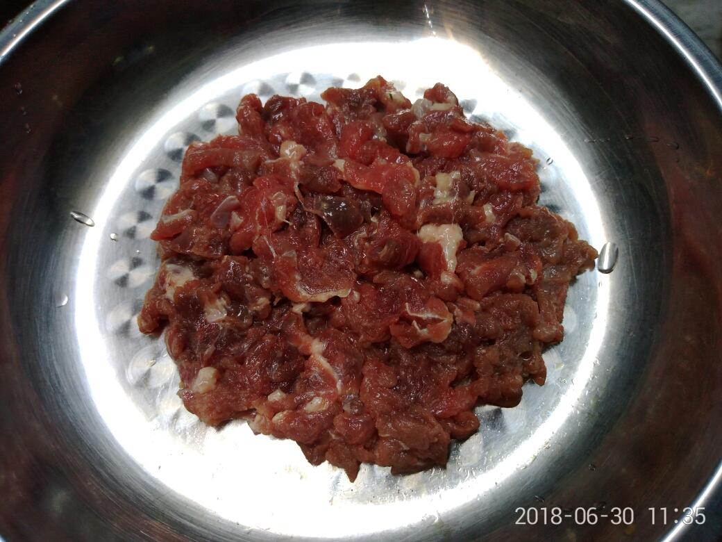 【亮品】葱花牛肉炒蛋的做法 步骤3