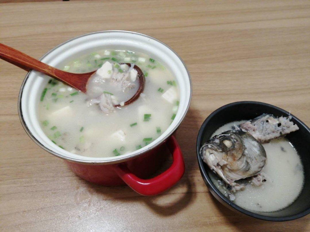 【鲫鱼豆腐汤】