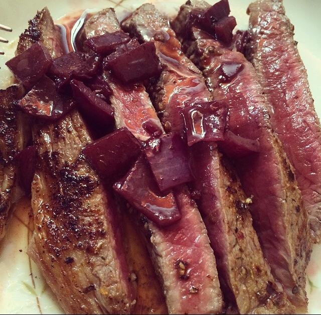 香煎牛排(3分熟)