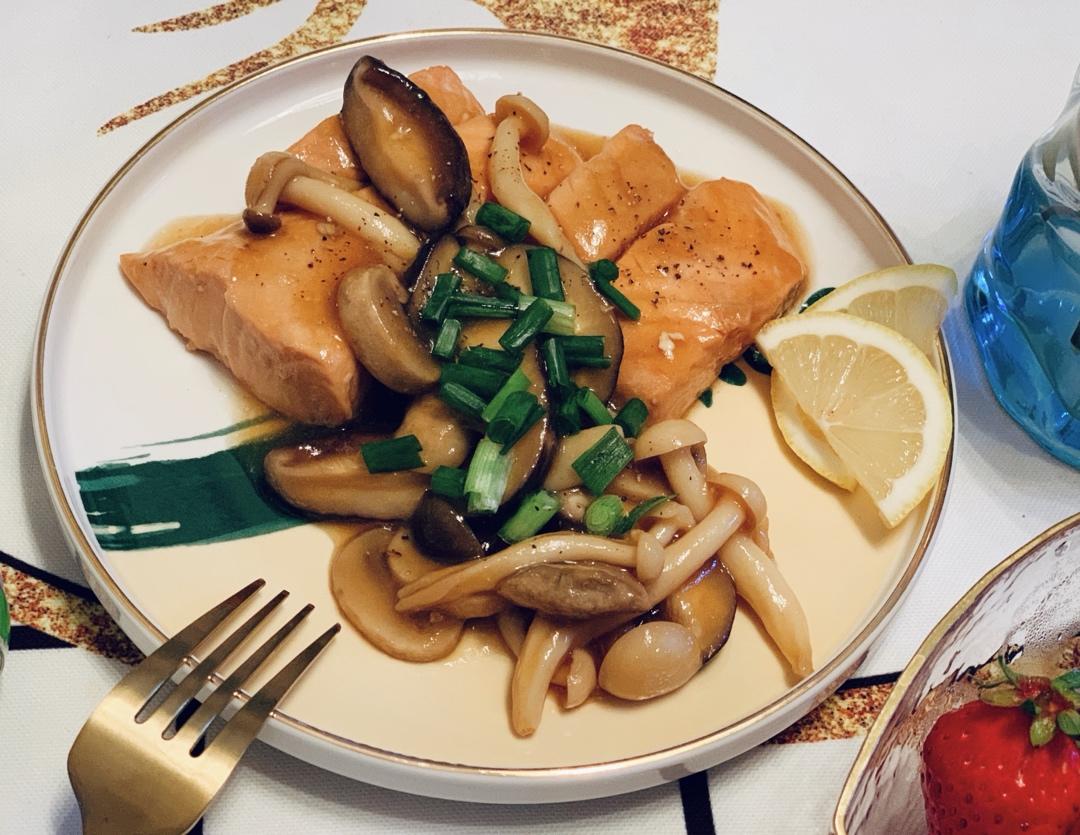 菌菇照烧三文鱼