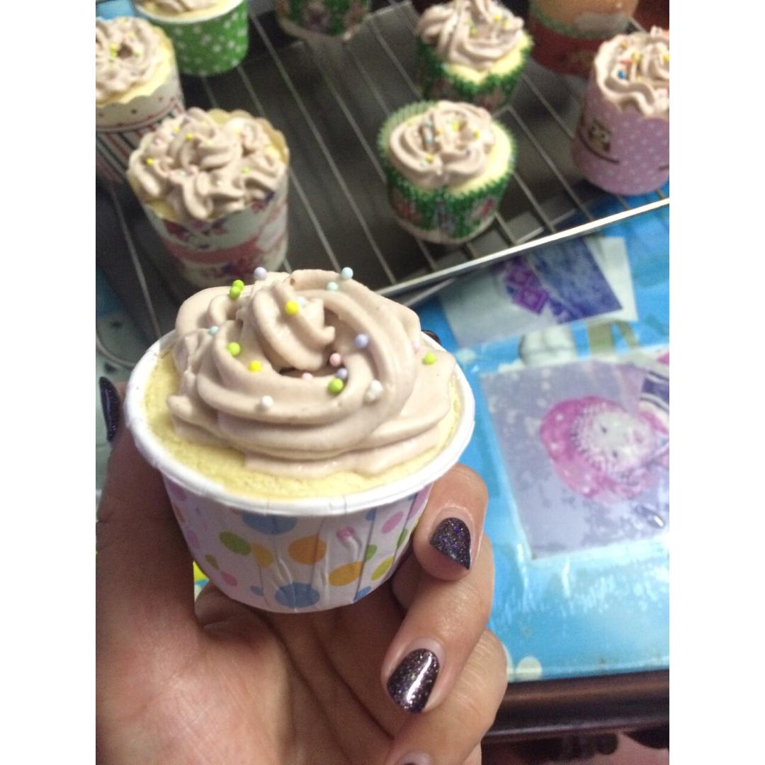 奶油戚风杯子蛋糕