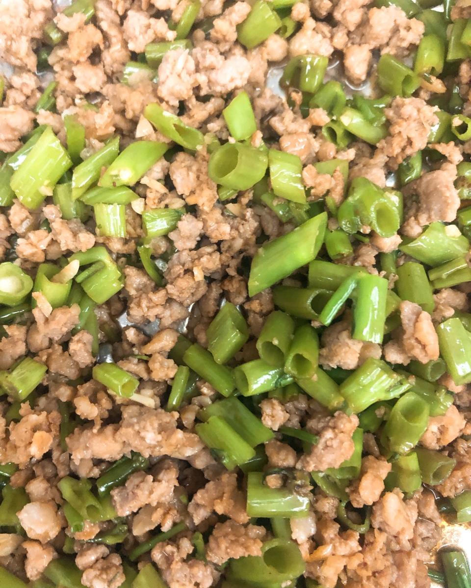 肉末空心菜