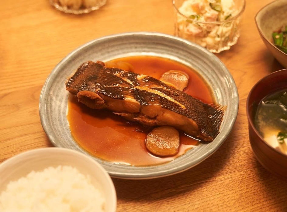 【昨何食】炖煮鲽鱼的做法