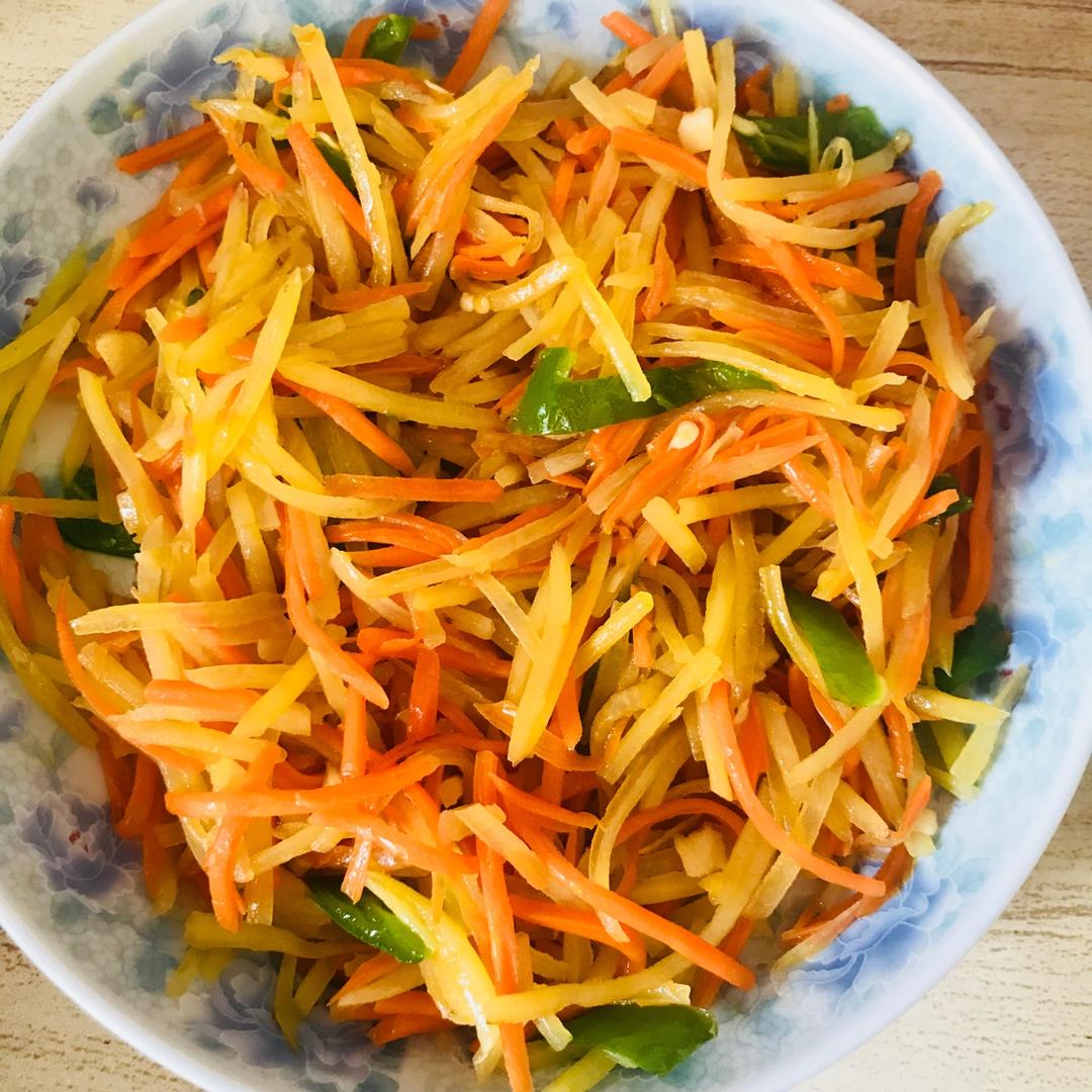 炒胡萝卜土豆丝