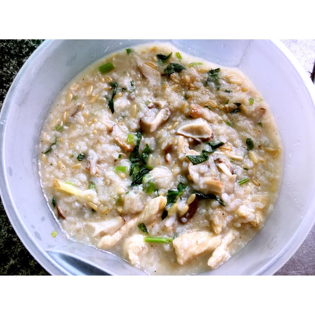 香菇鸡肉粥