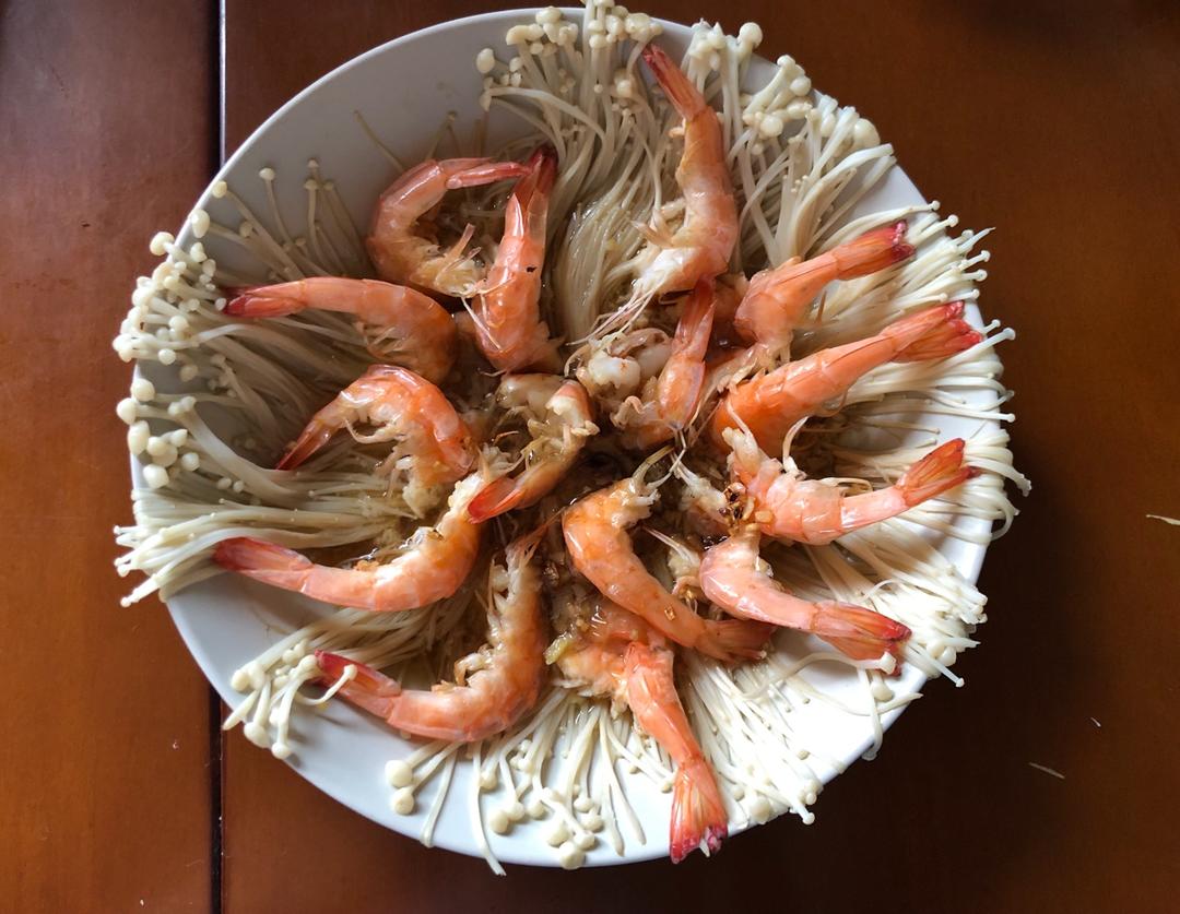貌美如花的金针菇蒸虾