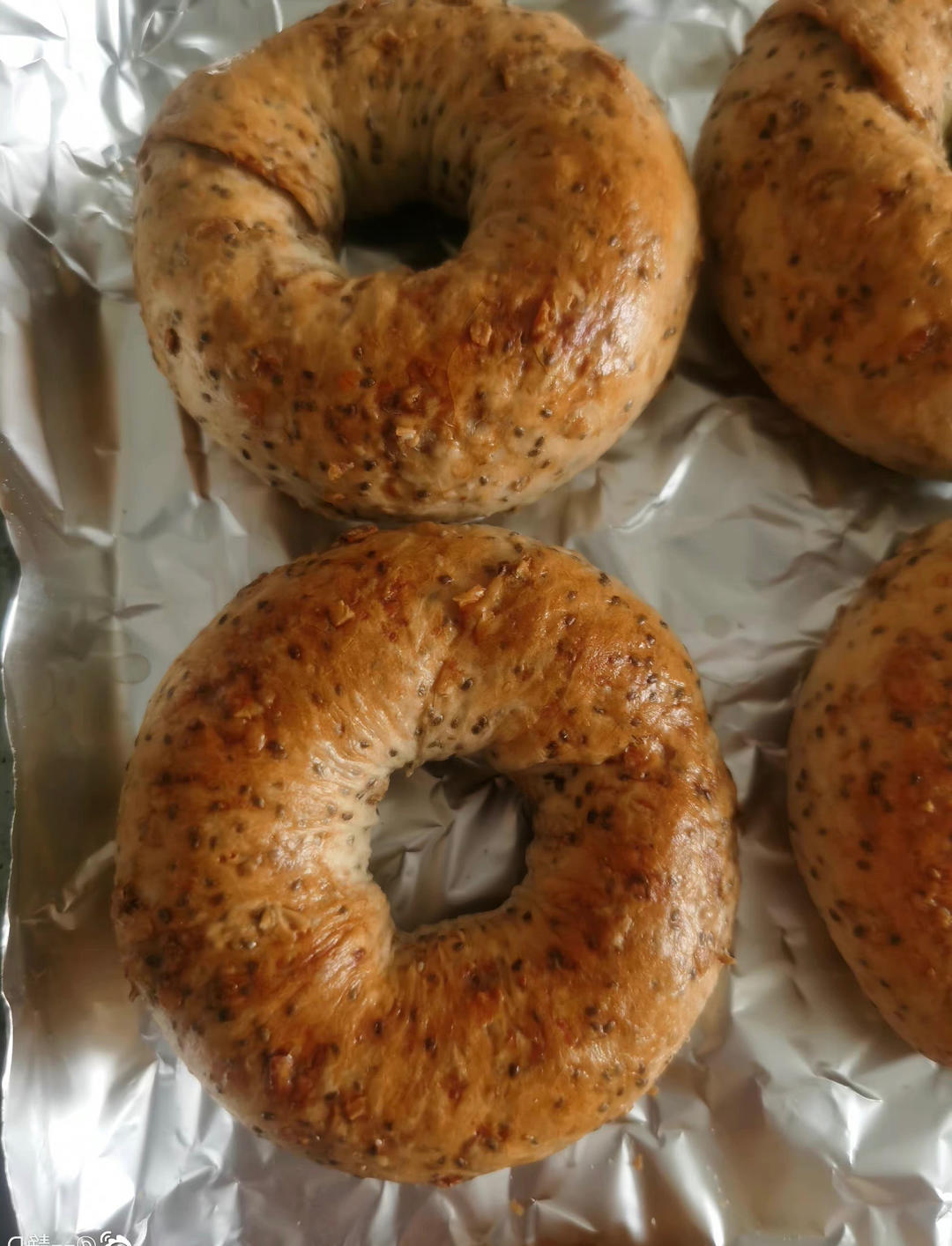 无油无糖全麦奇亚籽贝果