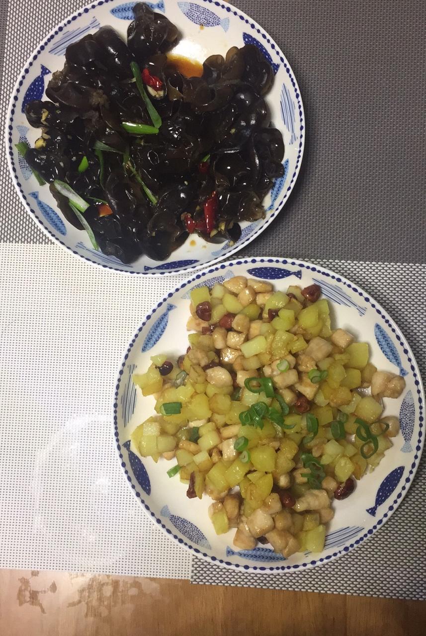 凉拌爽脆木耳