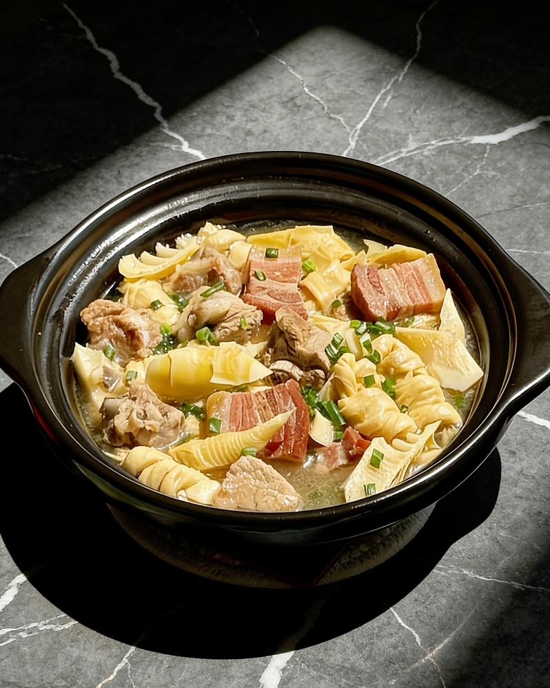 火腿腌笃鲜暖锅