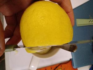 懒人版蜂蜜柠檬饮的做法 步骤3