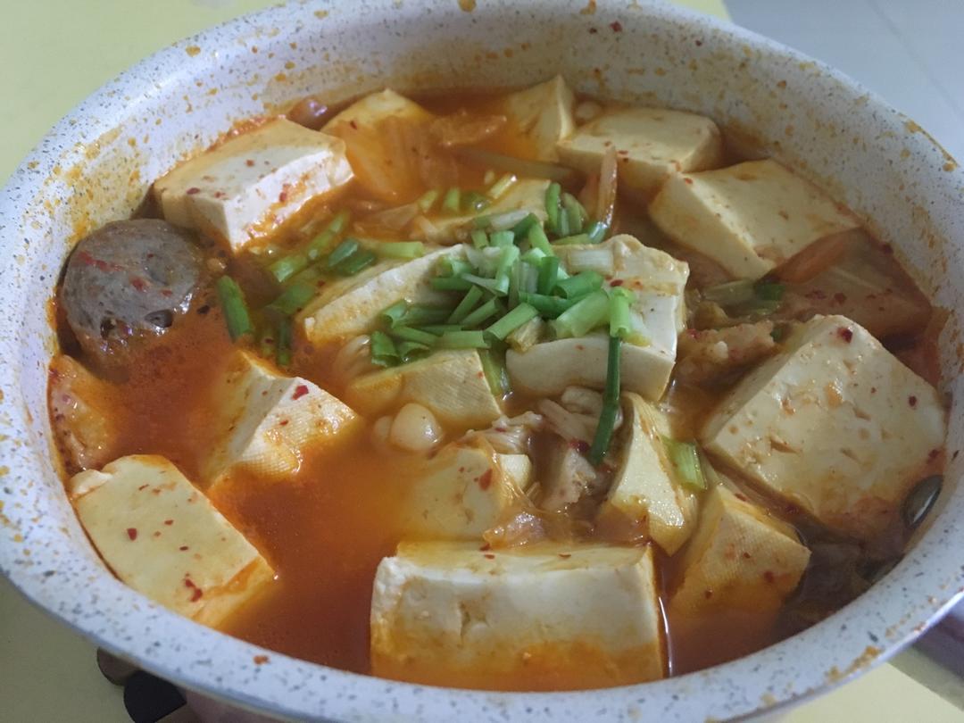 辣白菜豆腐汤