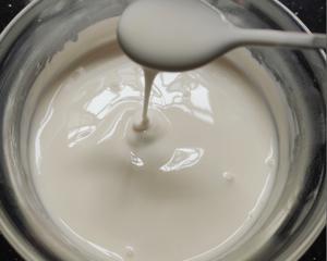 脱脂奶粉做酸奶的做法 步骤3