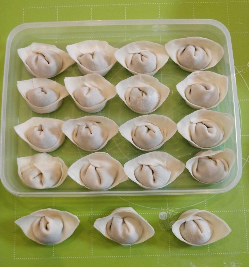 馄饨（两种包法）